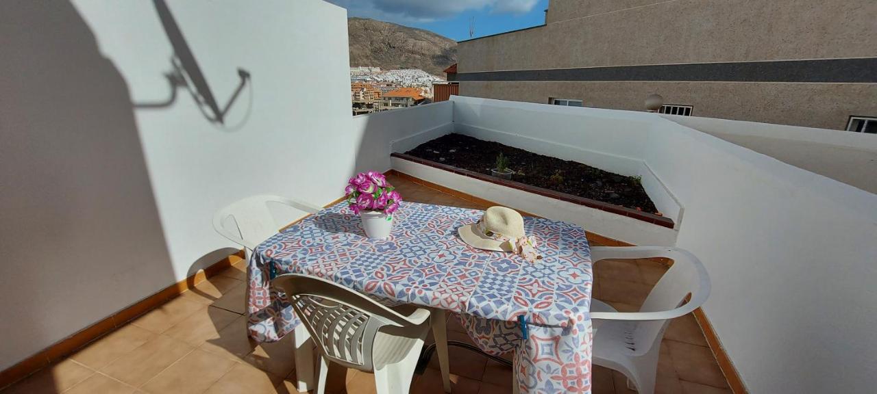 Los Cristianos Apartment, 1 Bedroom Wifi Free & Big Terrace Extérieur photo